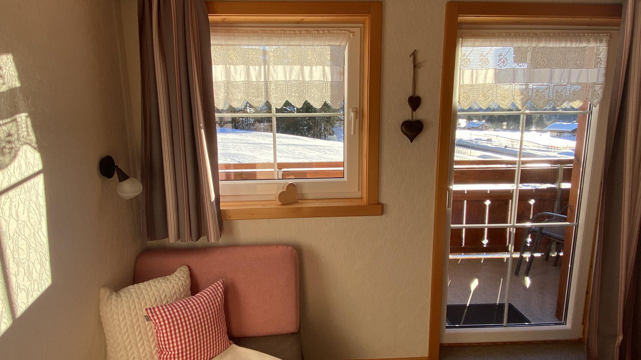 Zweiraumwohnung 8 mit Balkon Zweiraumwohnung 8 mit Balkon